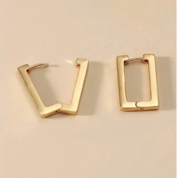 14K Gold Filled Rectangle Earrings - Picture 3 of 3